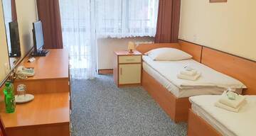 Фото номера Двухместный номер с 2 отдельными кроватями Отель Hotel Echo г. Cedzyna 2